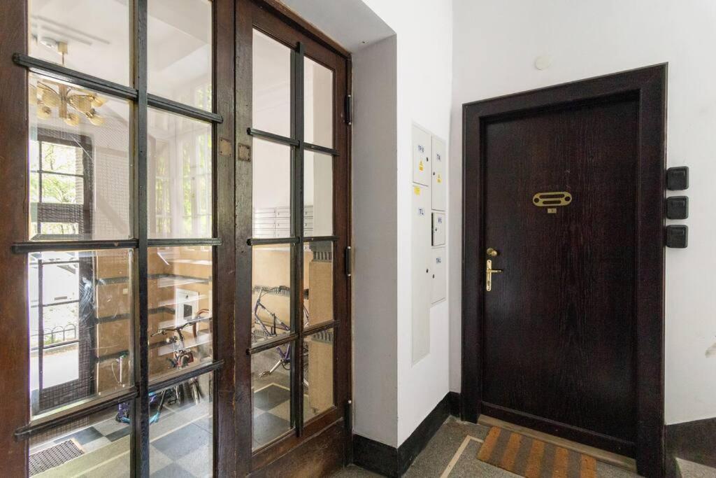 May C Studio W/Balcony كراكوفيا المظهر الخارجي الصورة